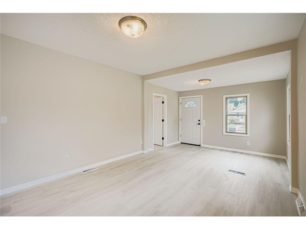 4643 Emerson Avenue N Minneapolis MN 55412 6815458 image2