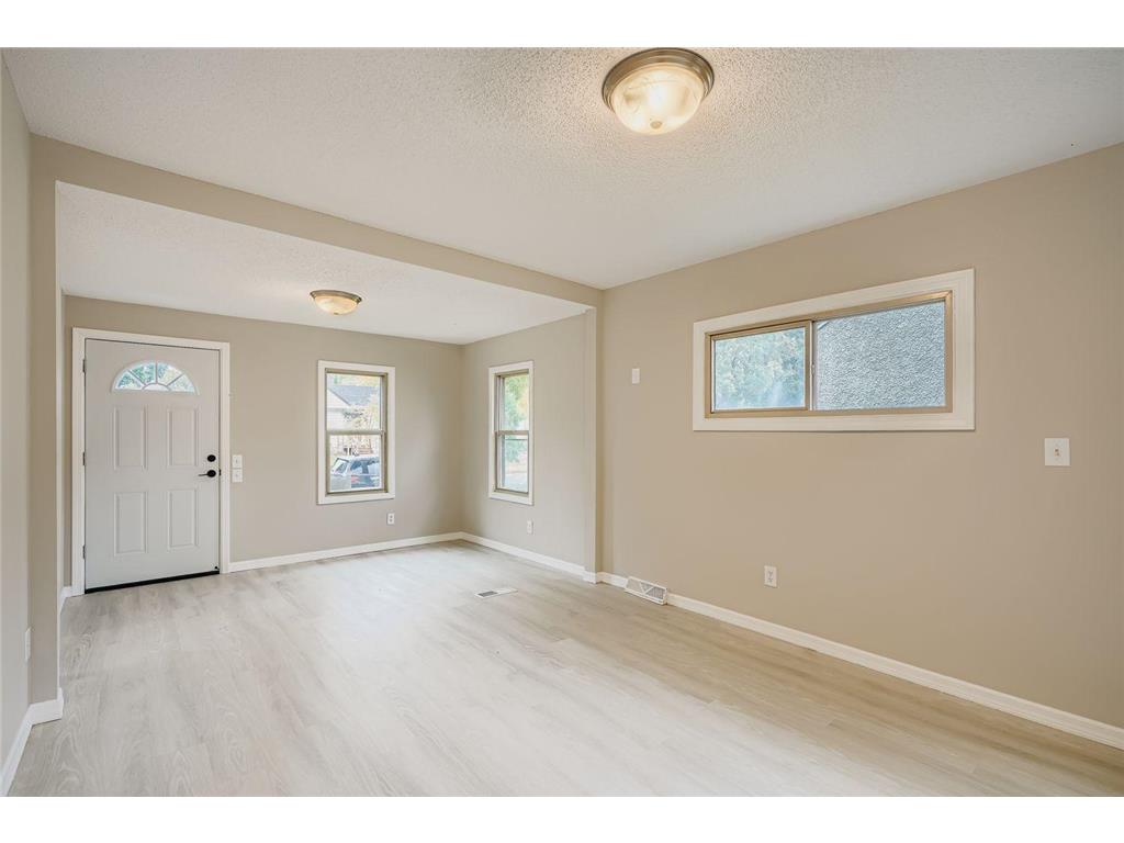 4643 Emerson Avenue N Minneapolis MN 55412 6815458 image3