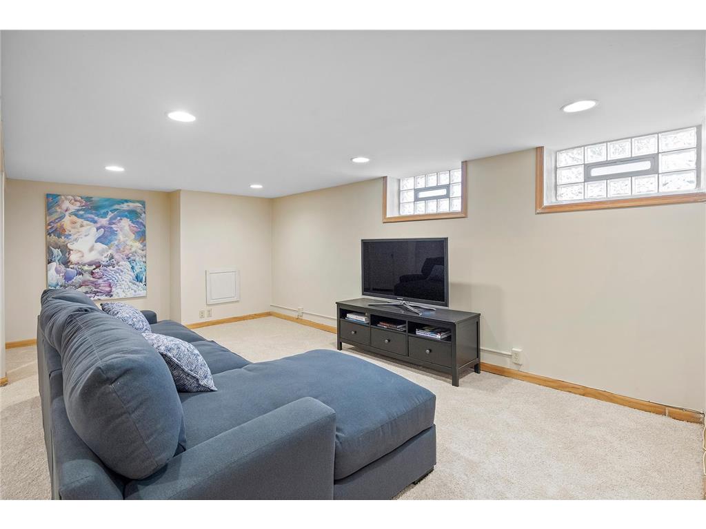4643 Harriet Avenue S Minneapolis MN 55419 7106606 image26