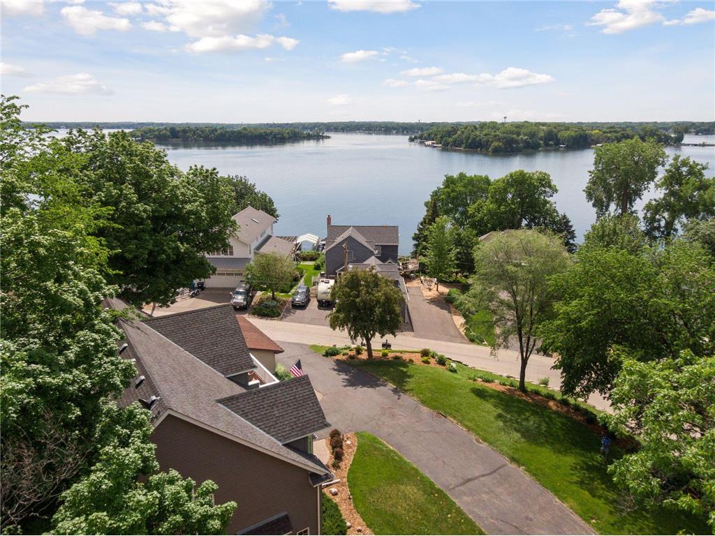 4646 Island View Drive, Mound, MN, 55364 MLS 6216010 Edina Realty