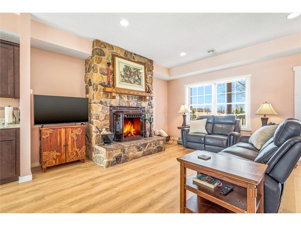 46461 Tucker Street NE Cambridge MN 55008 6807167 image7