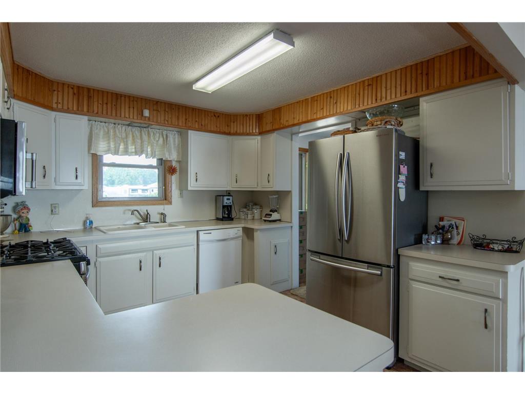 46474 Bay Avenue Isle MN 56342 - Mille Lacs Lake 6761962 image16