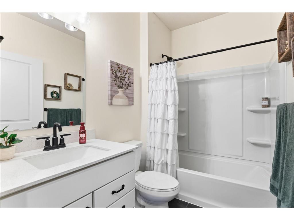 4648 Benjamin Place Woodbury MN 55129 7037185 image22