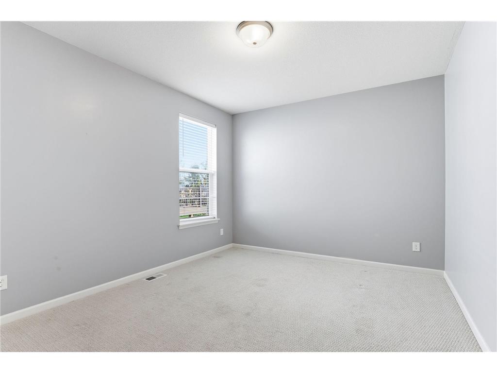 4648 Benjamin Place Woodbury MN 55129 7065517 image17