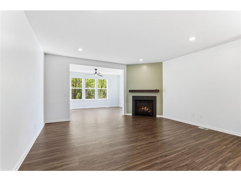 4648 Benjamin Place Woodbury MN 55129 7065517 image3