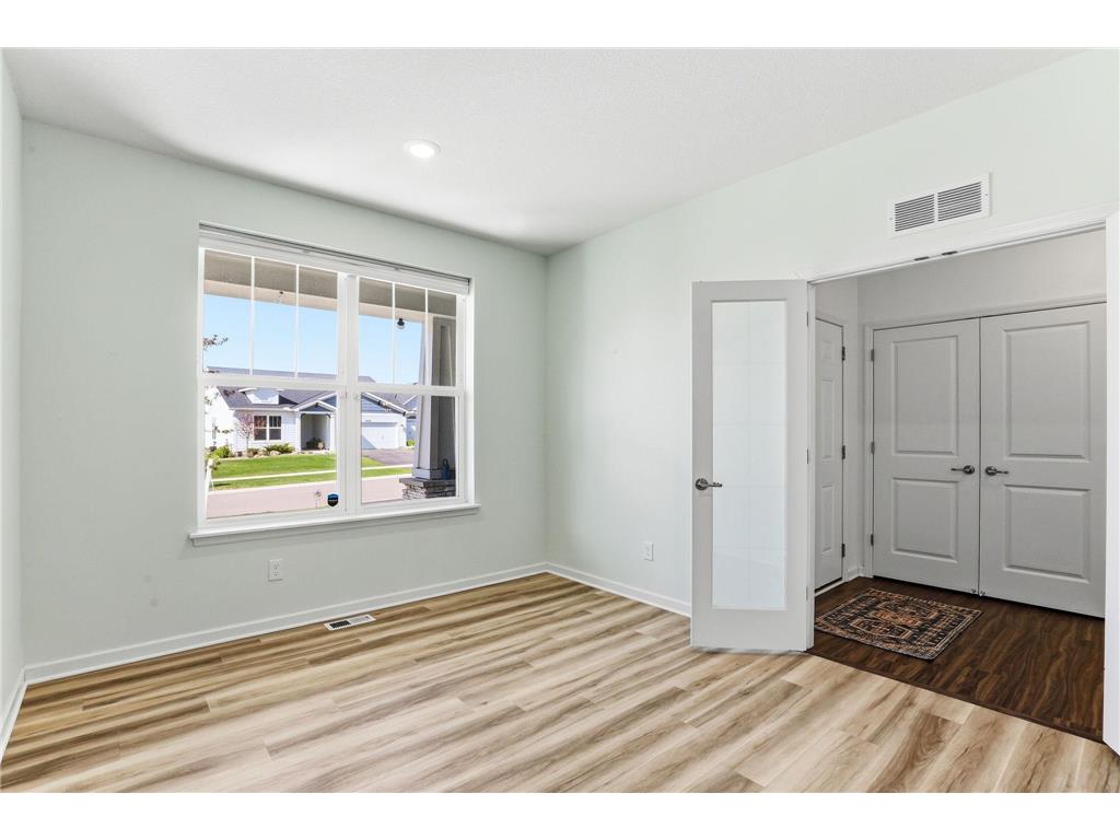 4648 Benjamin Place Woodbury MN 55129 7065517 image6