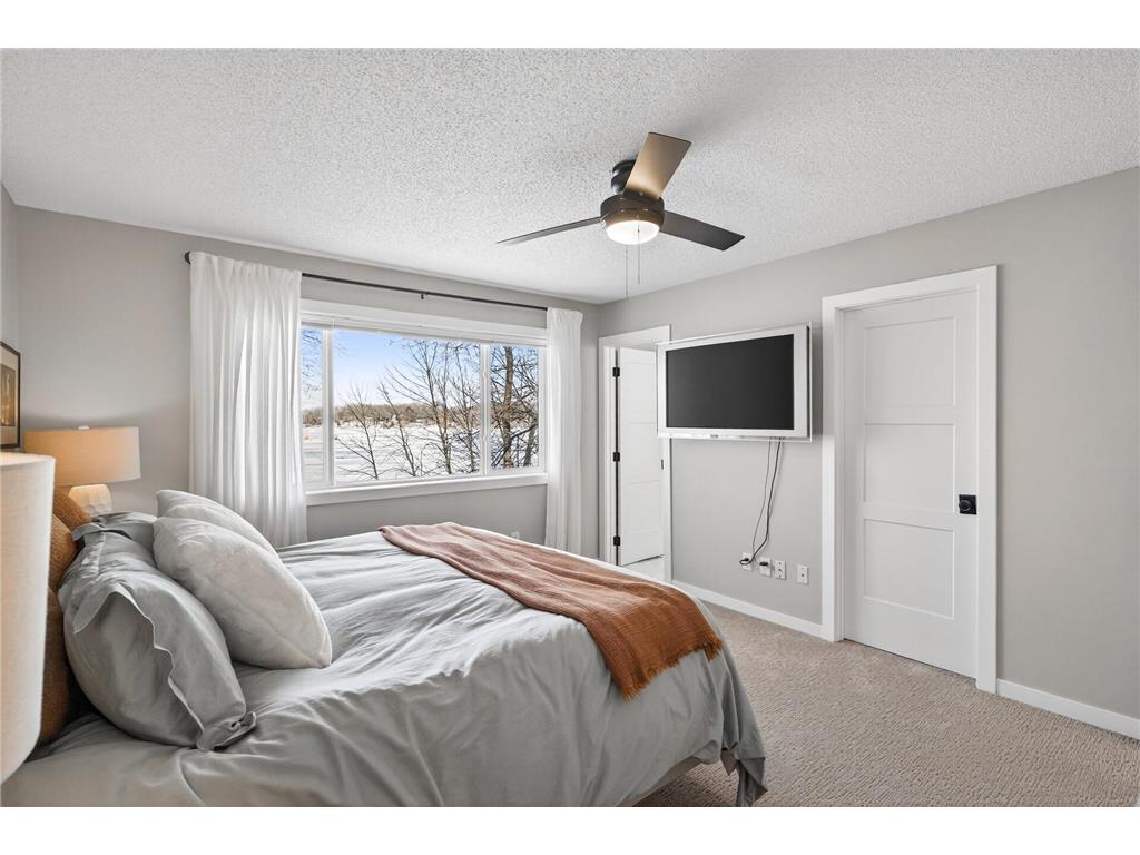 4648 S Lake Sarah Drive Independence MN 55359 - Sarah 7025567 image35