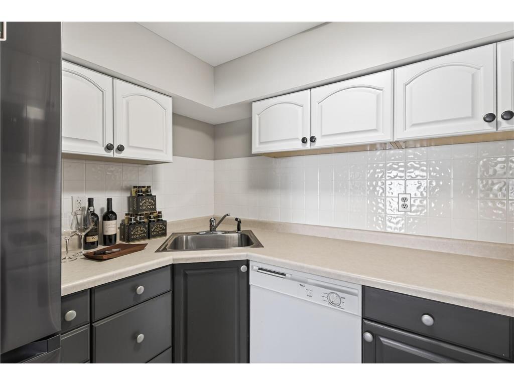 4648 S Lake Sarah Drive Independence MN 55359 - Sarah 7025567 image46