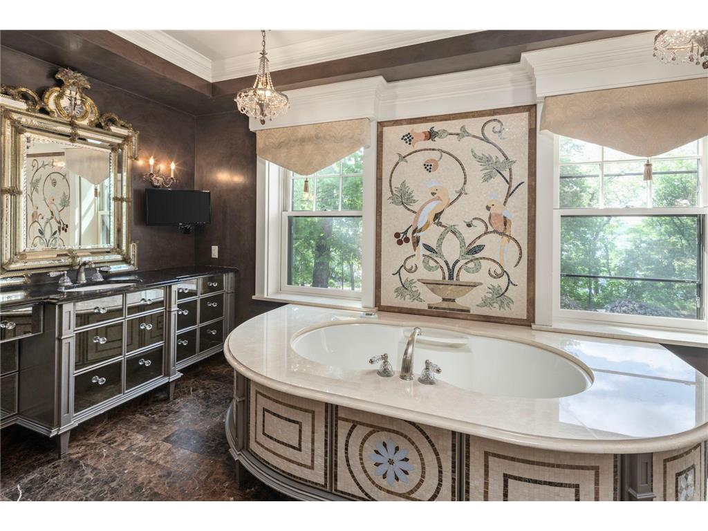 4649 E Lake Harriet Parkway Minneapolis MN 55419 - Harriet Lake 6709534 image34