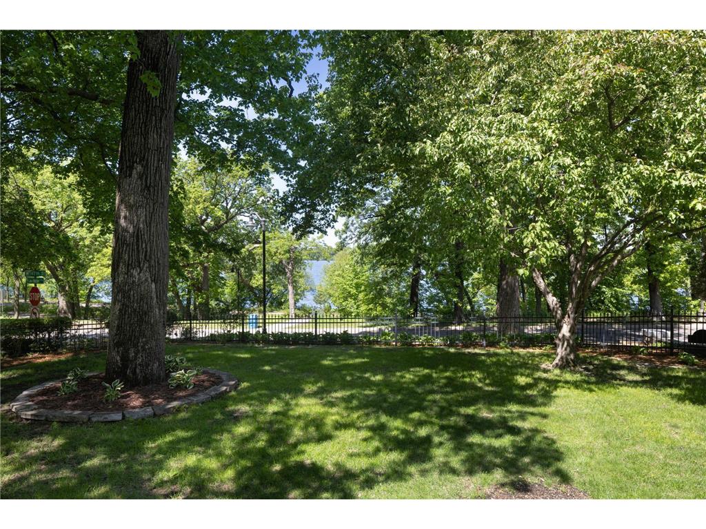 4649 E Lake Harriet Parkway Minneapolis MN 55419 - Harriet Lake 6709534 image53