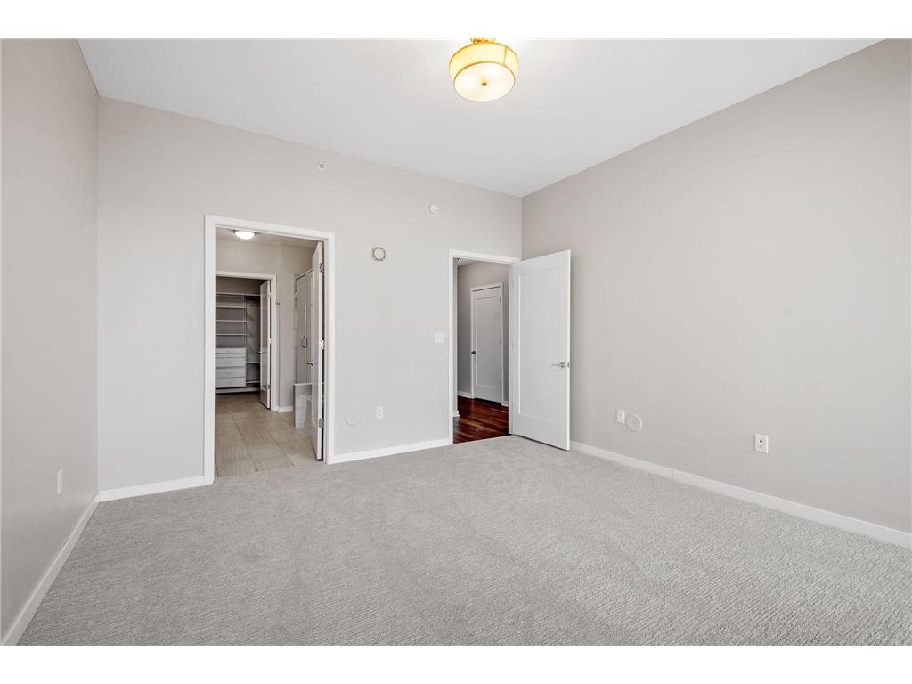 465 Nicollet Mall #2307 Minneapolis MN 55401 7010882 image3