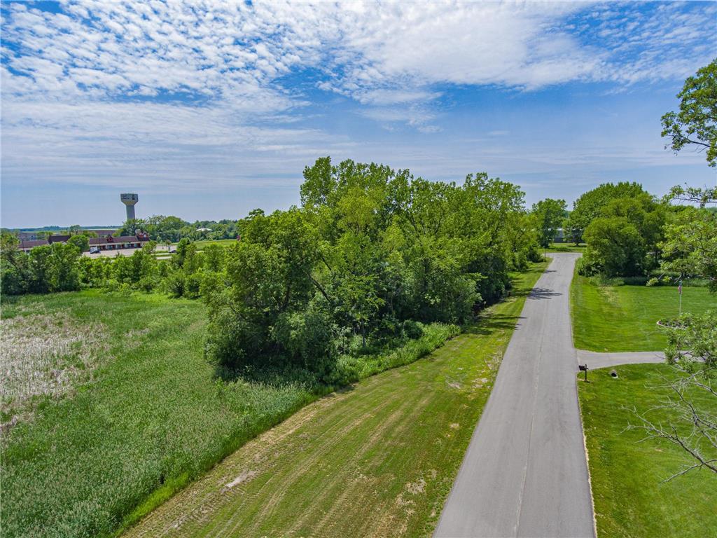 465 Oak Lane, Norwood Young America, MN 55397 MLS 6402524 Edina Realty