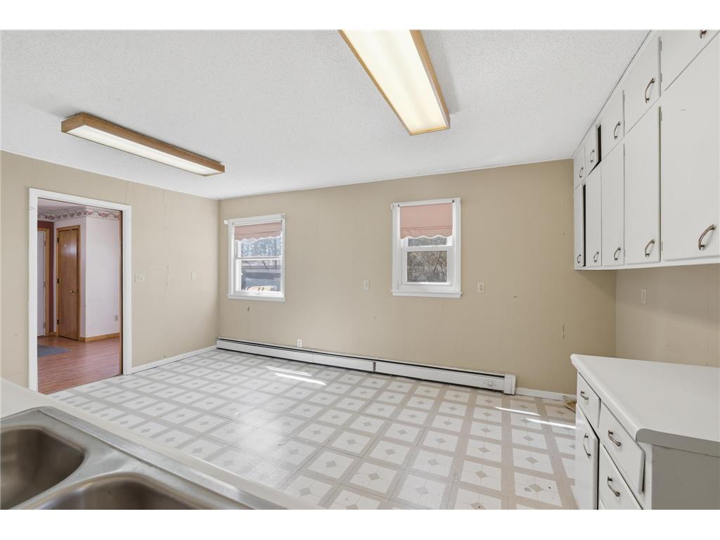 465 W 2nd Street Rush City MN 55069 7059298 image14