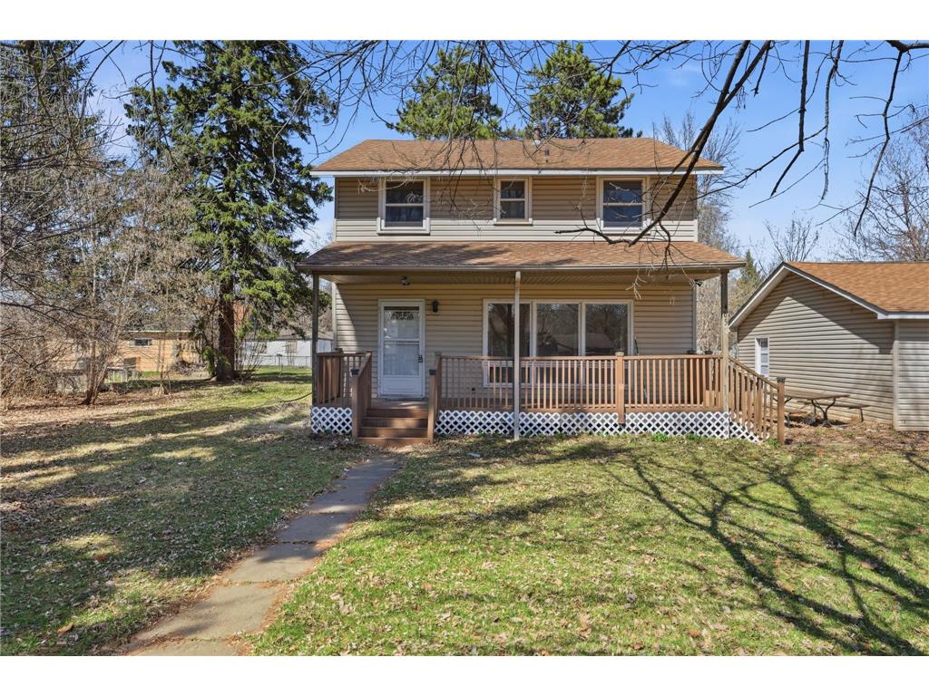 465 W 2nd Street Rush City MN 55069 7059298 image2