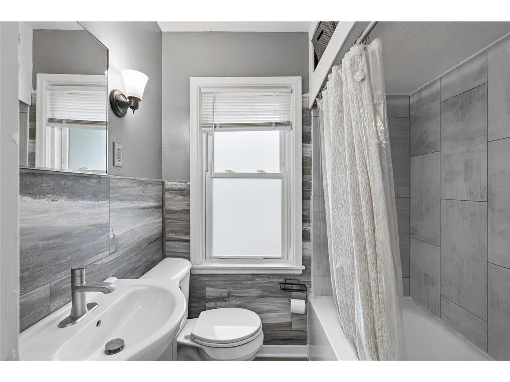 4650 Dupont Avenue N Minneapolis MN 55412 7028795 image14