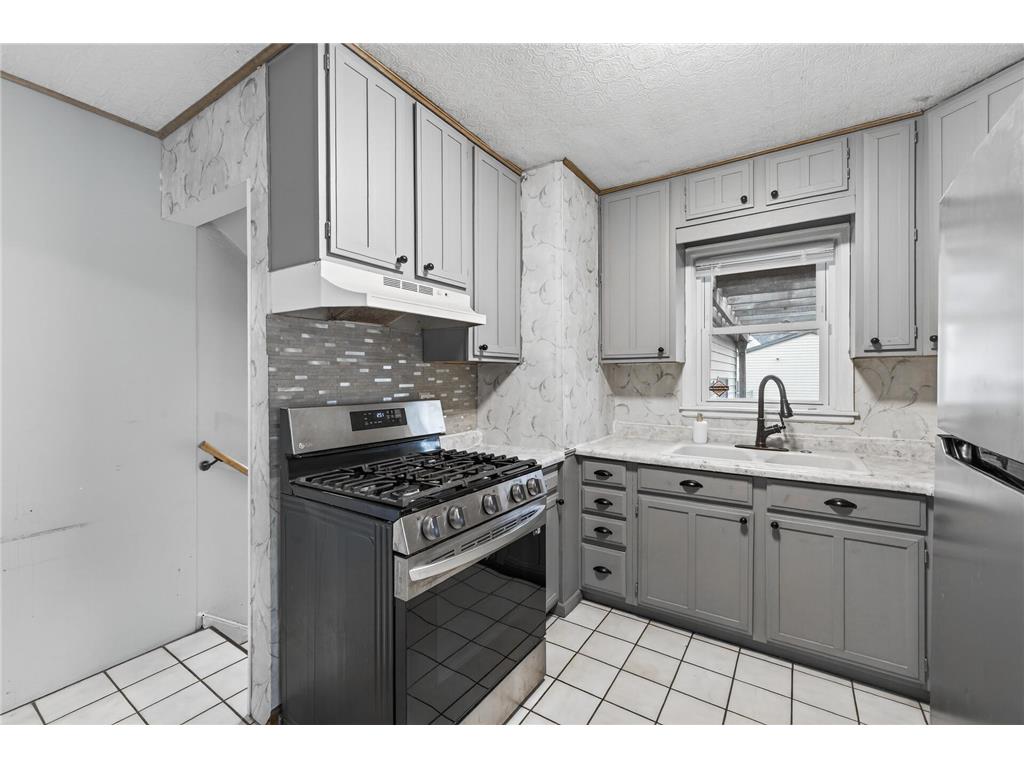 4650 Dupont Avenue N Minneapolis MN 55412 7028795 image9