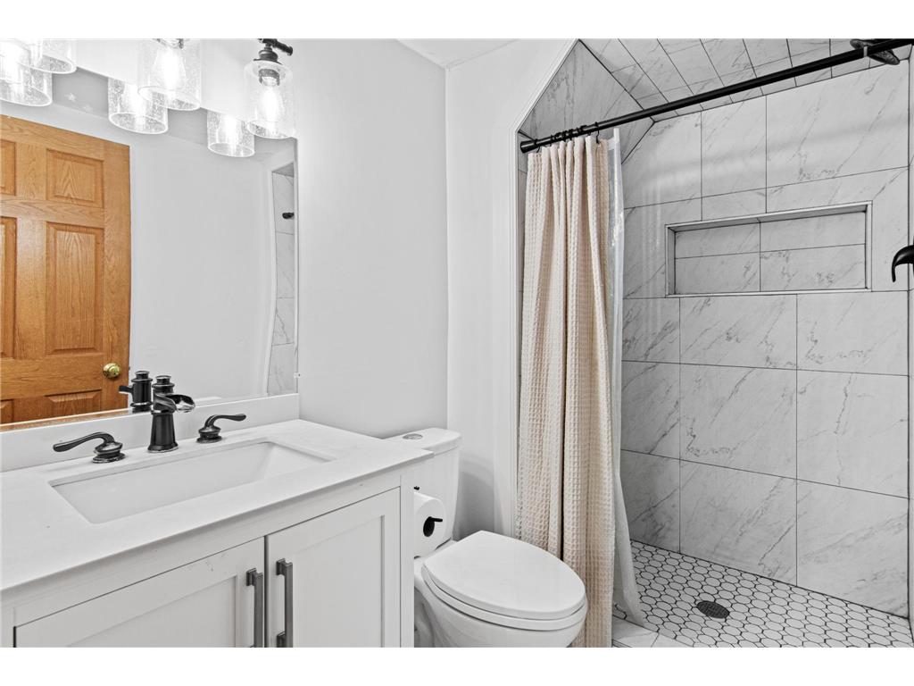 4650 Mackubin Street Shoreview MN 55126 7050376 image22