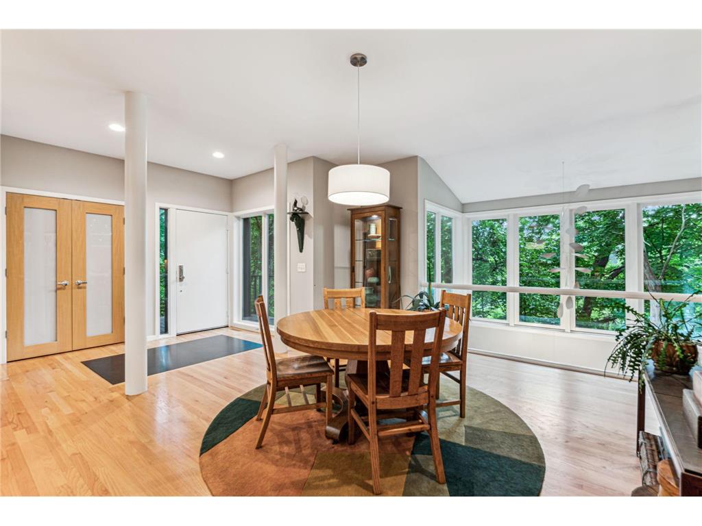 4650 Saint James Gate, Deephaven, MN, 55331 MLS 6537675 Edina Realty