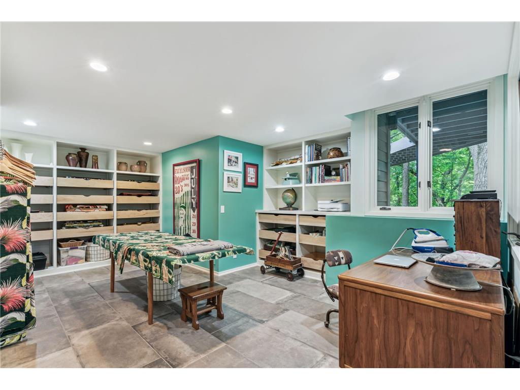 4650 Saint James Gate, Deephaven, MN, 55331 MLS 6537675 Edina Realty