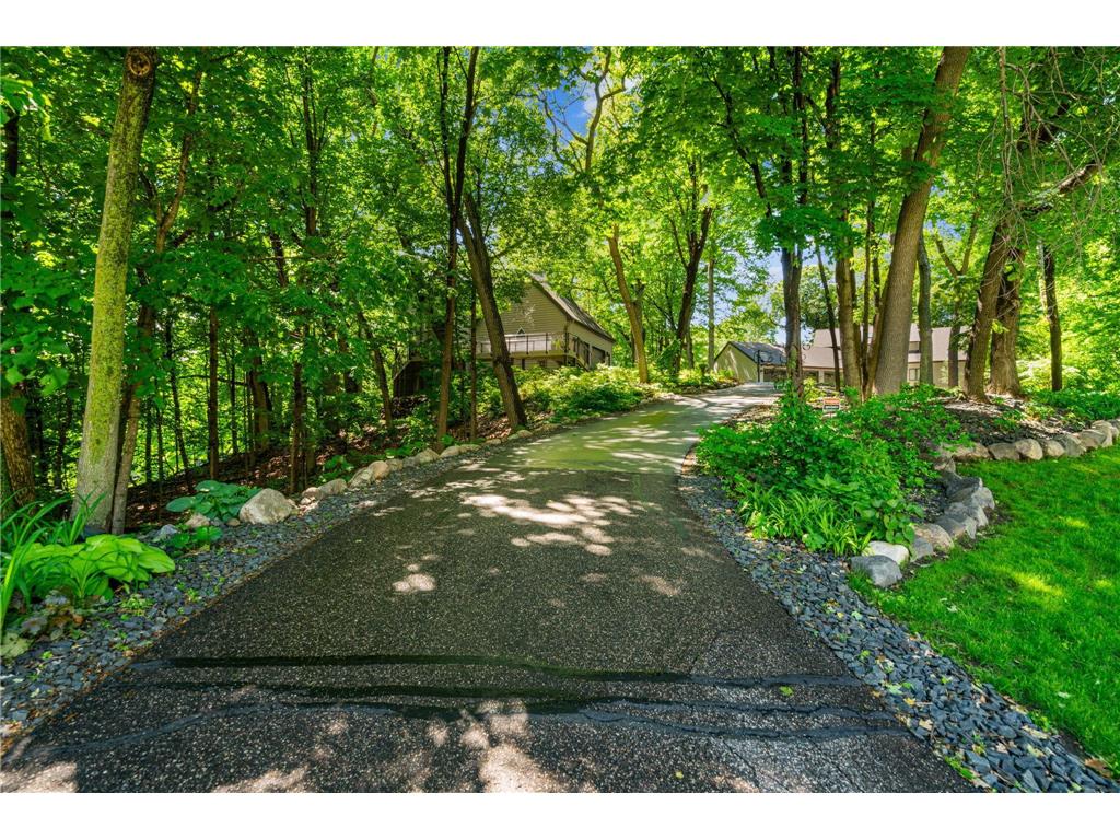 4650 Saint James Gate, Deephaven, MN, 55331 MLS 6537675 Edina Realty