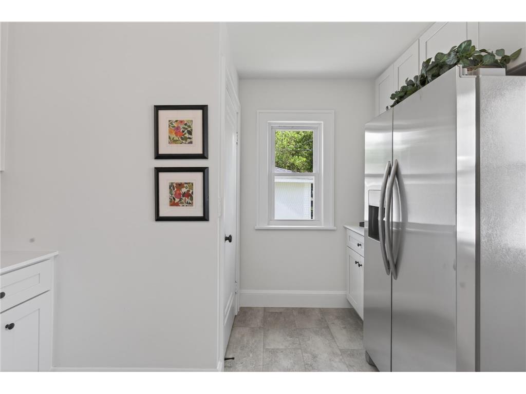 4653 Portland Avenue Minneapolis MN 55407 7085038 image11