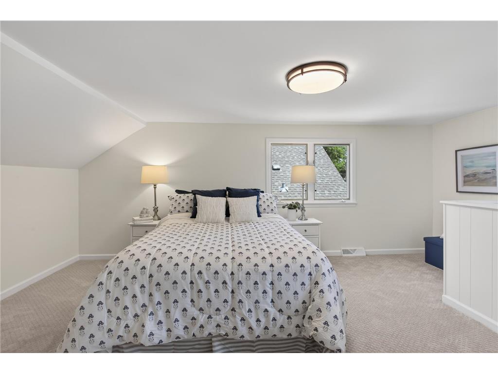 4653 Portland Avenue Minneapolis MN 55407 7085038 image21