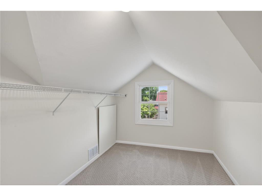 4653 Portland Avenue Minneapolis MN 55407 7085038 image23