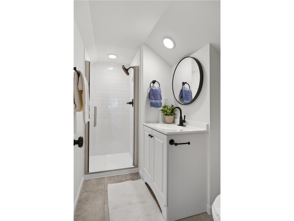 4653 Portland Avenue Minneapolis MN 55407 7085038 image26