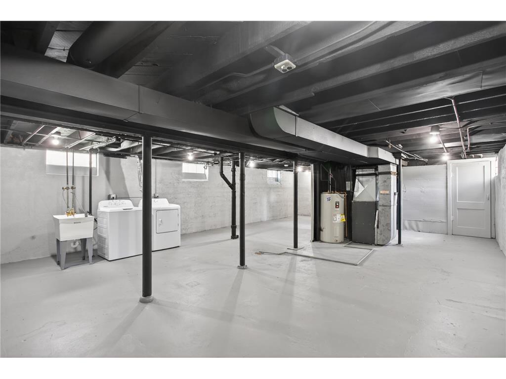 4653 Portland Avenue Minneapolis MN 55407 7085038 image29