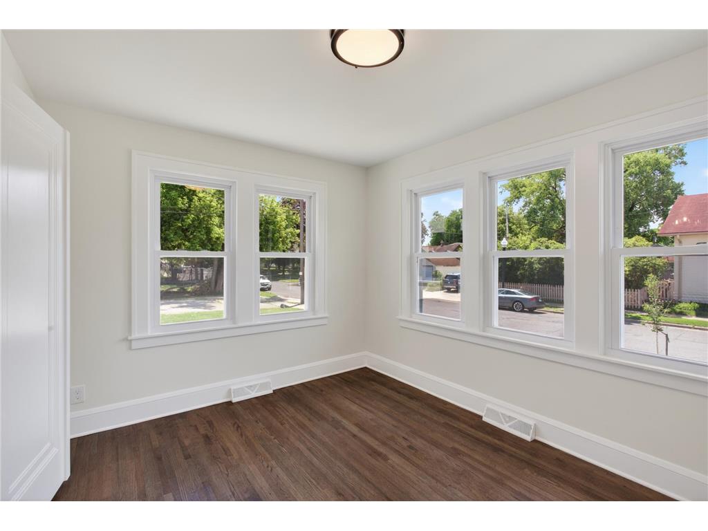 4653 Portland Avenue Minneapolis MN 55407 7085038 image6