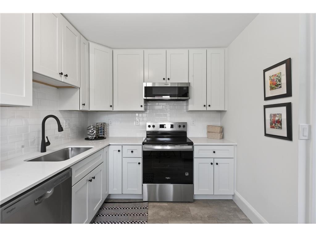 4653 Portland Avenue Minneapolis MN 55407 7085038 image8
