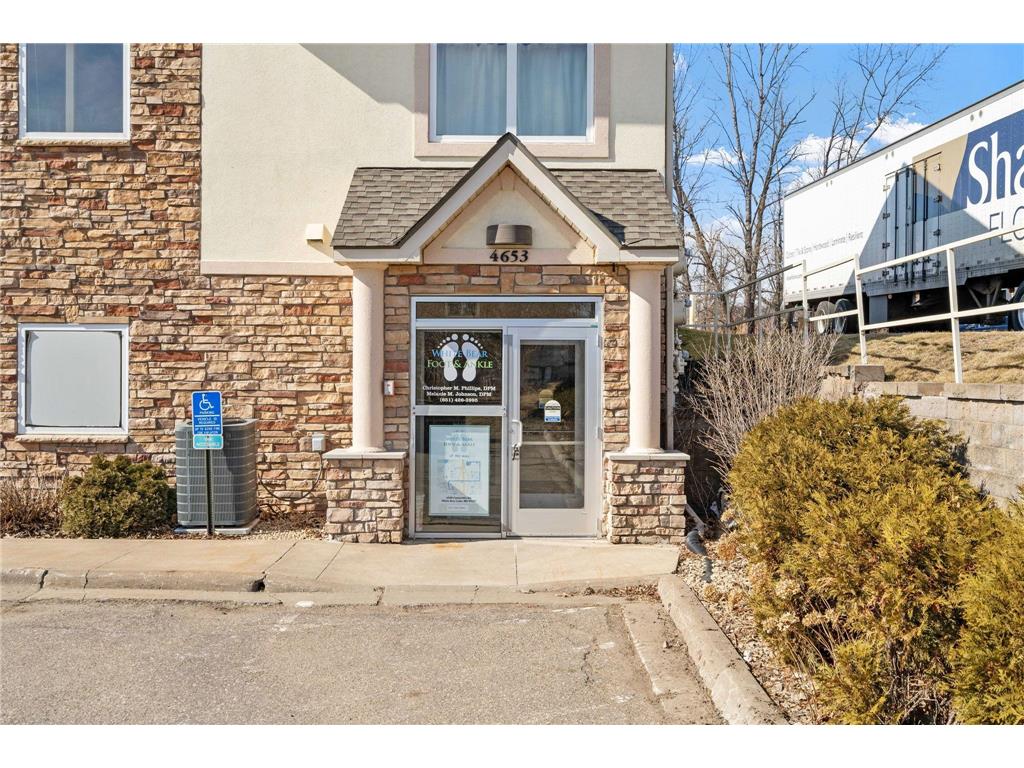 4653 White Bear Parkway, White Bear Lake, MN, 55110 | MLS: 6495326