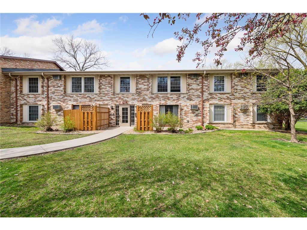4654 Cedar Lake Road S #8 Saint Louis Park MN 55416 6527939 image1