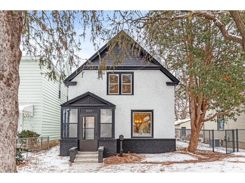 4654 Dupont Avenue N Minneapolis MN 55412 6684614 image1