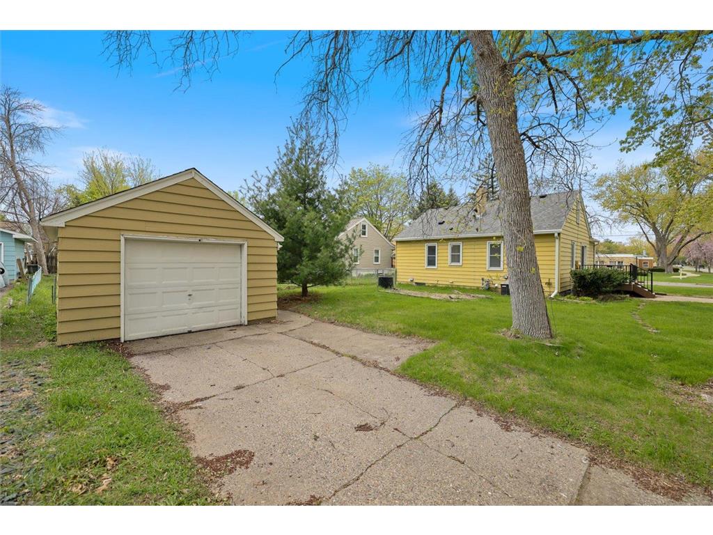 4656 2nd Avenue White Bear Lake MN 55110 7073316 image3