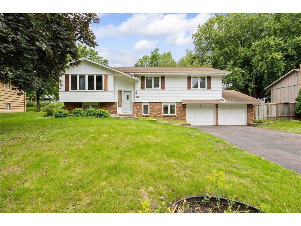 4657 Flag Avenue N New Hope MN 55428 6556928 image1