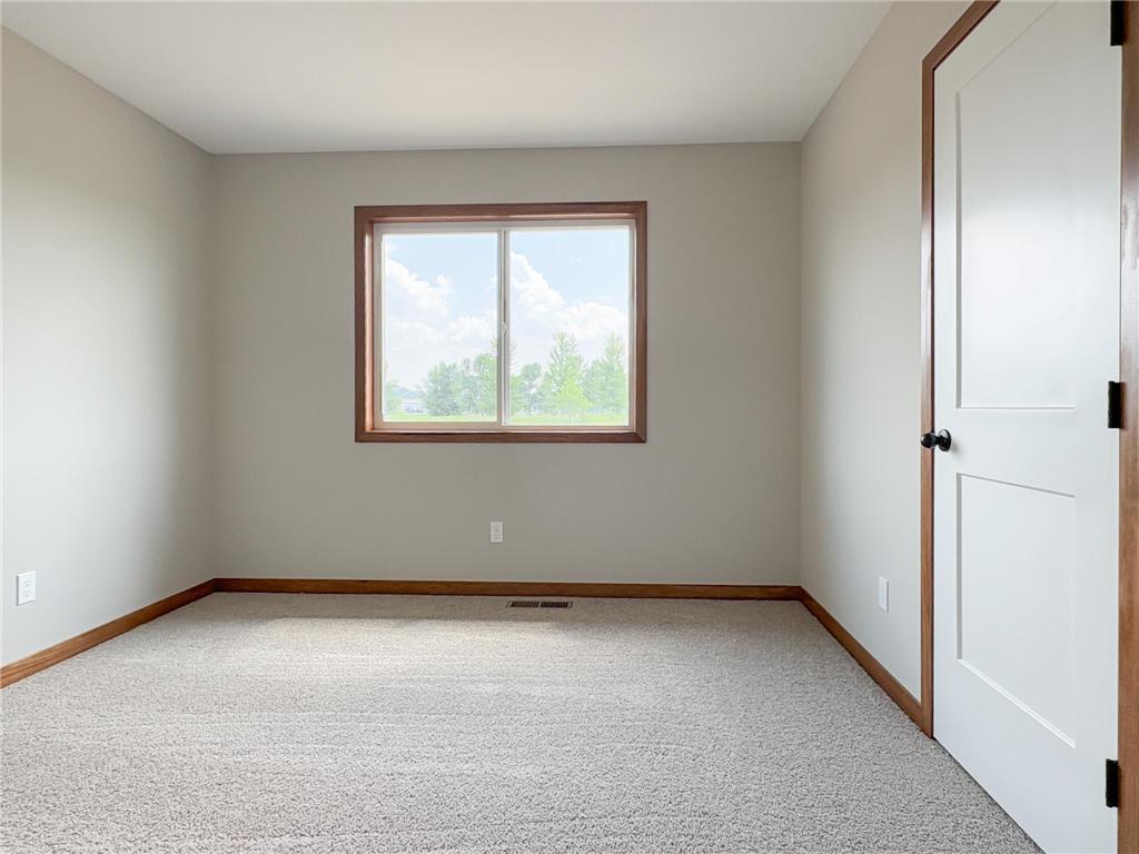 4658 9th Street NE Saint Cloud MN 56304 7056534 image11