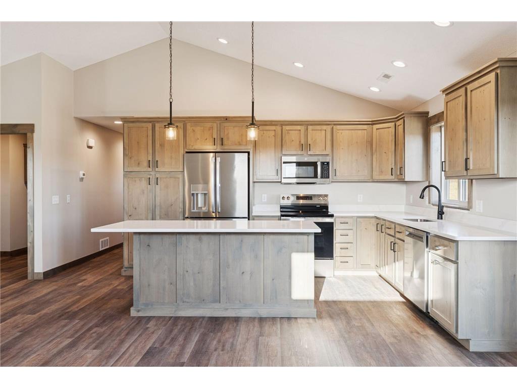 466 Coyote Way New Richmond WI 54017 7009553 image3