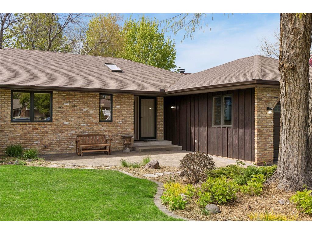 4669 Mackubin Street Shoreview MN 55126 - Willow Pond 7070184 image2