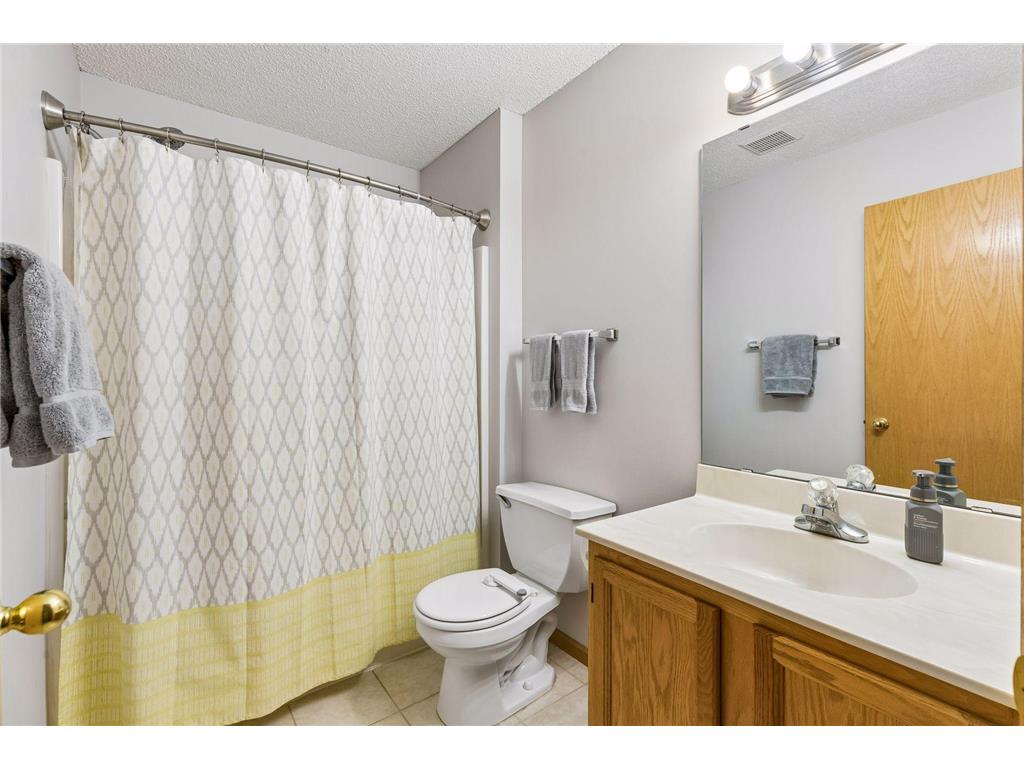 467 Aqua Circle #1015 Lino Lakes MN 55014 7058345 image16