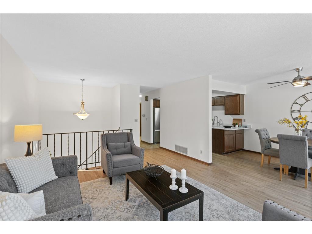 4670 Ridge Cliff Drive Eagan MN 55122 7013426 image1