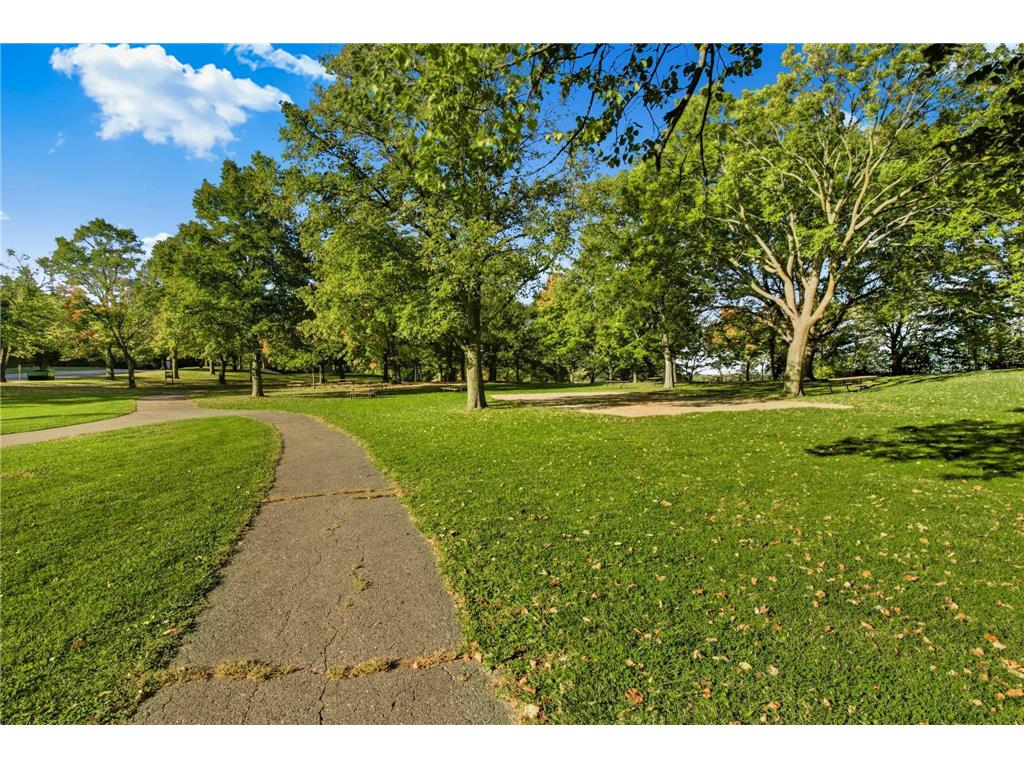 4672 Walnut Street Medina MN 55359 - Independence 7015997 image17