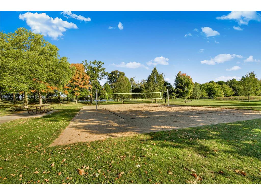 4672 Walnut Street Medina MN 55359 - Independence 7015997 image19