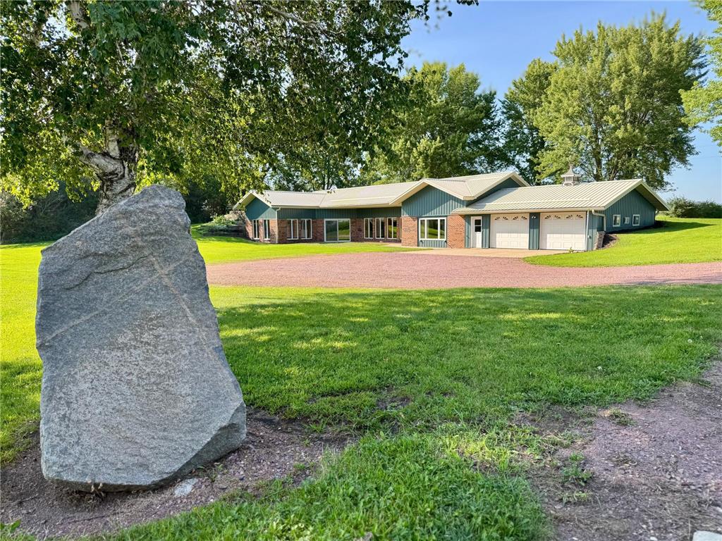 46739 900th Street Windom MN 56101 6767631 image6