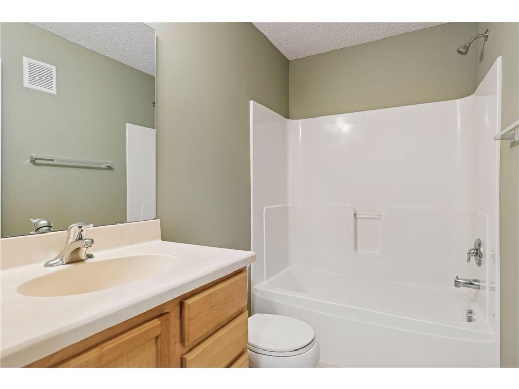 4675 Victor Path #5 Hugo MN 55038 7013998 image29