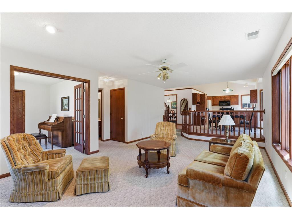 4676 Hamlet Avenue N Oakdale MN 55128 7063569 image11