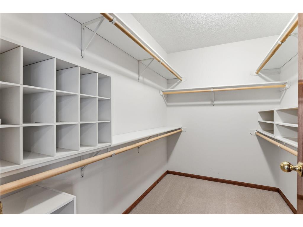 4676 Hamlet Avenue N Oakdale MN 55128 7063569 image24