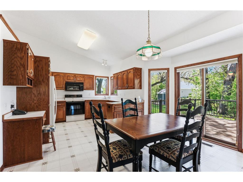 4676 Hamlet Avenue N Oakdale MN 55128 7063569 image5