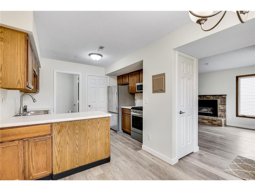 4677 Sorrell Point Eagan MN 55122 7092161 image11