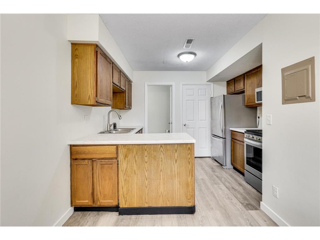 4677 Sorrell Point Eagan MN 55122 7092161 image7